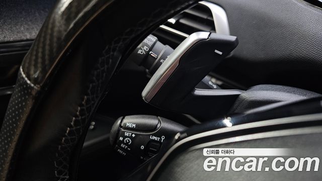 Peugeot 5008 (II) 1.6 BlueHDi Allure 2018 — фото 27