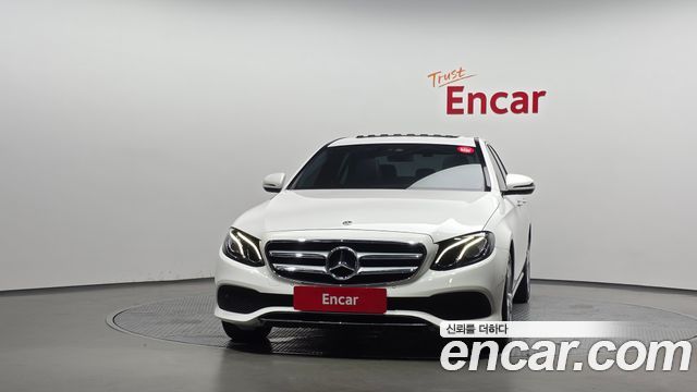 Mercedes-Benz E-Class (W213) E200 Avantgarde 2018 — фото 3