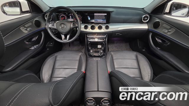 Mercedes-Benz E-Class (W213) E200 Avantgarde 2018 — фото 7