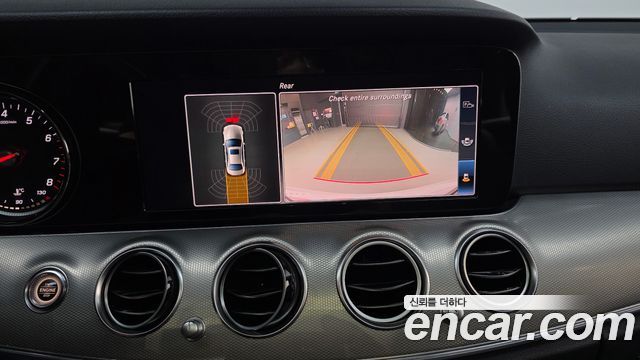 Mercedes-Benz E-Class (W213) E200 Avantgarde 2018 — фото 15