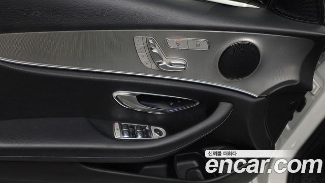 Mercedes-Benz E-Class (W213) E200 Avantgarde 2018 — фото 17