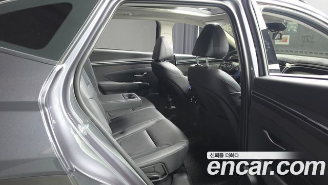 Hyundai Tucson (NX4) Gasoline 1.6 Turbo 4WD Inspiration 2022 — фото 11