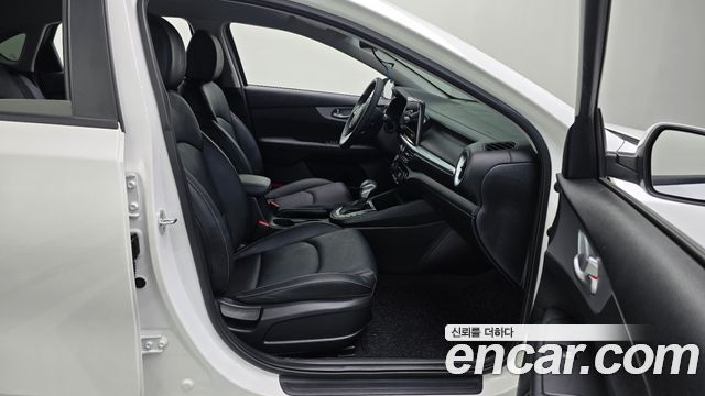 Kia K3 (II) 1.6 Prestige 2022 — фото 11