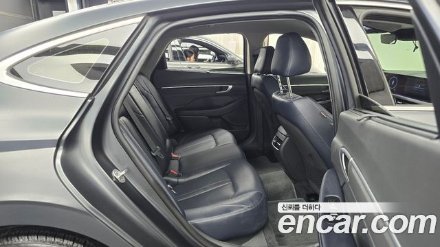Hyundai Sonata The Edge (DN8) 1.6 Turbo Exclusive 2024 — фото 11