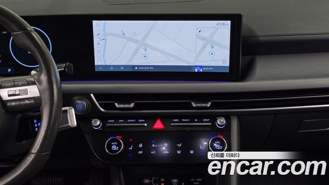 Hyundai Sonata The Edge (DN8) 1.6 Turbo Exclusive 2024 — фото 12