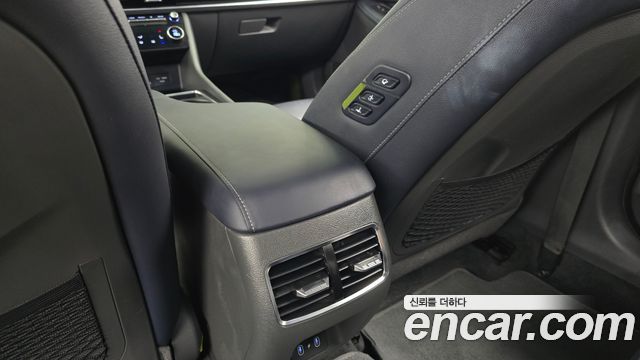 Hyundai Sonata The Edge (DN8) 1.6 Turbo Exclusive 2024 — фото 19