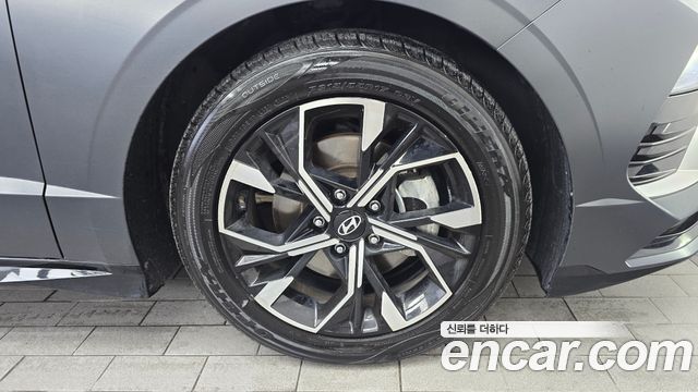 Hyundai Sonata The Edge (DN8) 1.6 Turbo Exclusive 2024 — фото 21