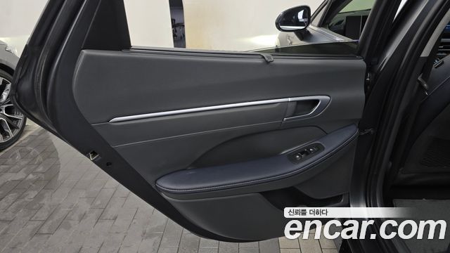 Hyundai Sonata The Edge (DN8) 1.6 Turbo Exclusive 2024 — фото 25