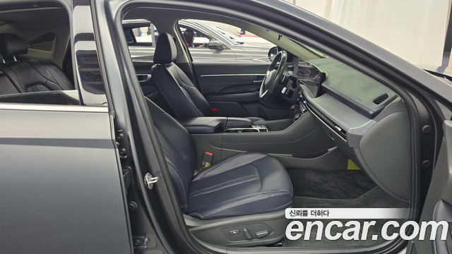 Hyundai Sonata The Edge (DN8) 1.6 Turbo Exclusive 2024 — фото 26