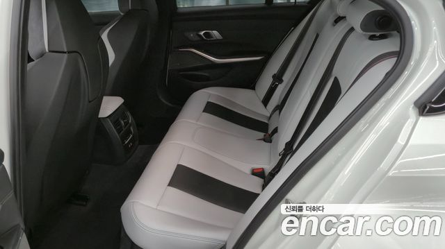 BMW M3 (G80) M3 Sedan Competition M xDrive 2026 — фото 17