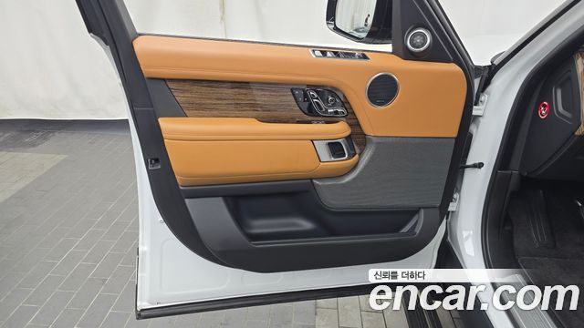 Land Rover Range Rover (IV) D350 Vogue SE Disel 2021 — фото 30