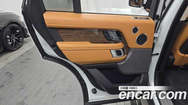 Land Rover Range Rover (IV) D350 Vogue SE Disel 2021 — фото 31