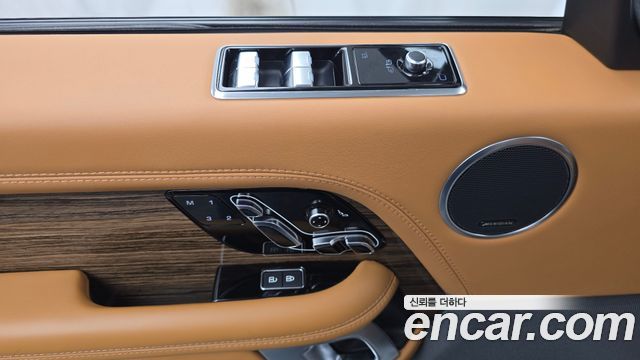 Land Rover Range Rover (IV) D350 Vogue SE Disel 2021 — фото 45