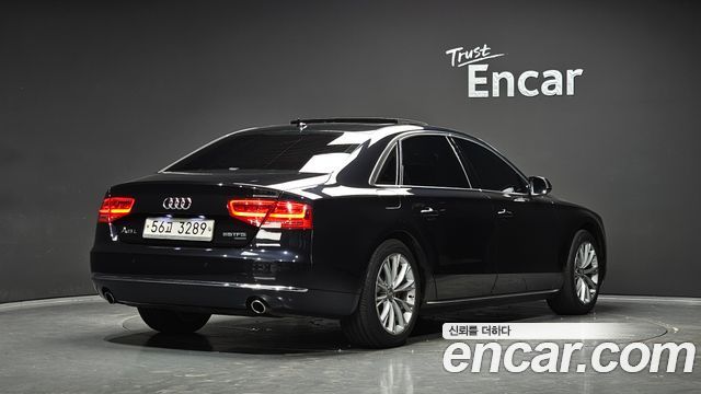 Audi A8 3.0 TFSI Quattro LWB D4 2011 — фото 2