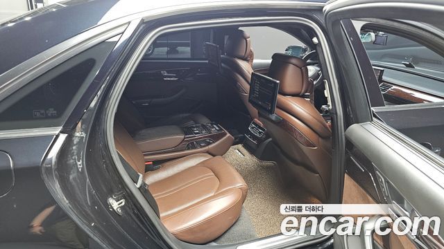 Audi A8 3.0 TFSI Quattro LWB D4 2011 — фото 11
