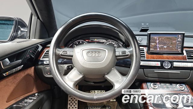 Audi A8 3.0 TFSI Quattro LWB D4 2011 — фото 13