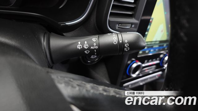 Renault Korea QM6 Diesel 2WD LE 2017 — фото 17