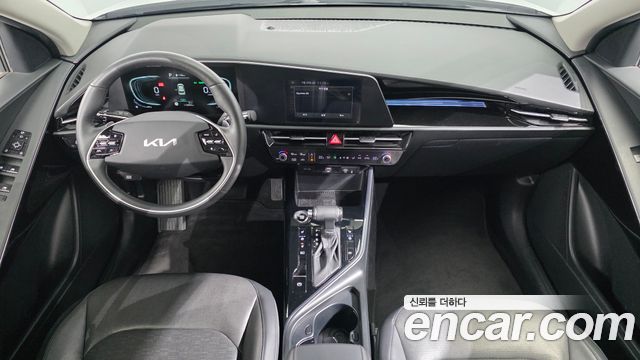 Kia Niro Prestige 2022 — фото 7