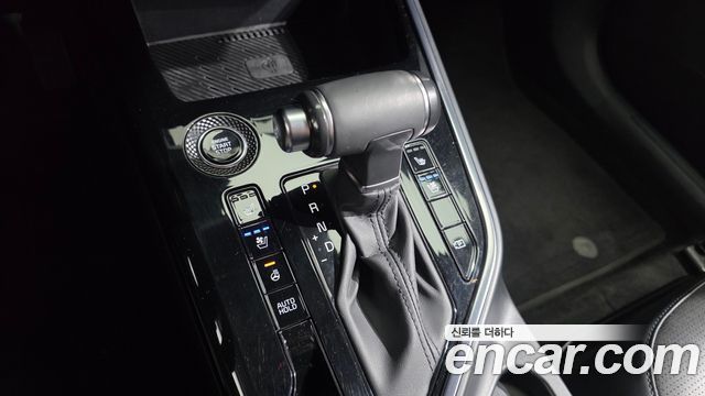 Kia Niro Prestige 2022 — фото 9
