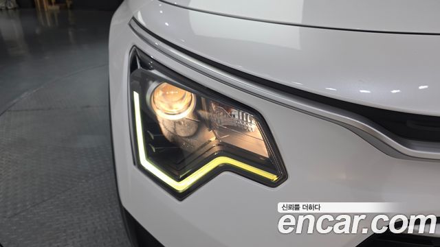 Kia Niro Prestige 2022 — фото 22