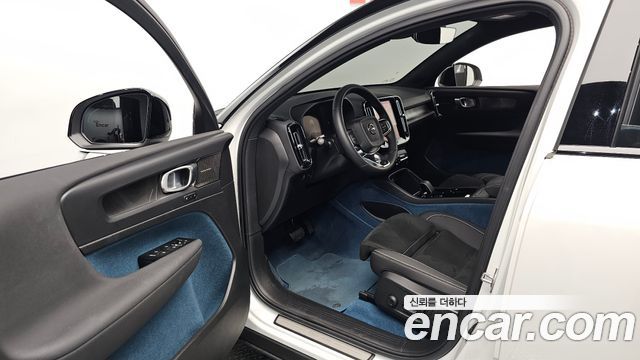 Volvo C40 Recharge Twin Ultimate 2022 — фото 10