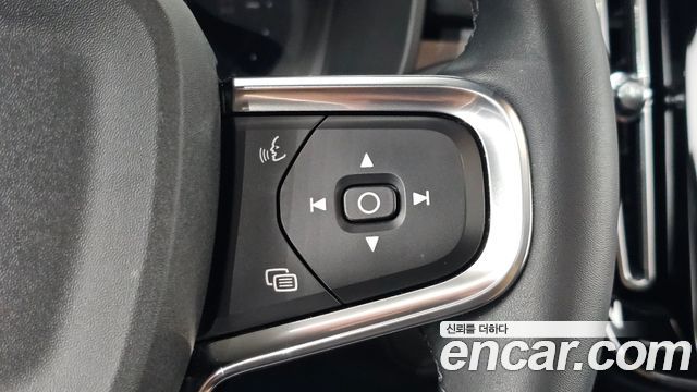 Volvo C40 Recharge Twin Ultimate 2022 — фото 15