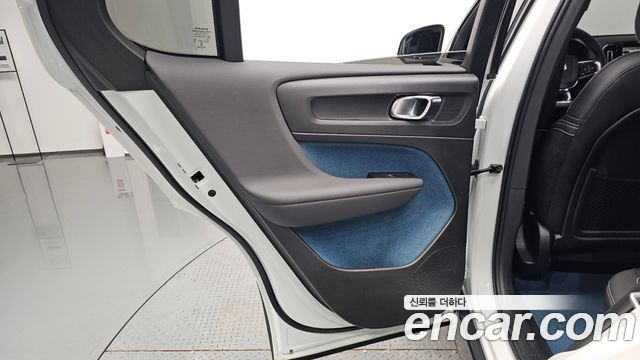 Volvo C40 Recharge Twin Ultimate 2022 — фото 25