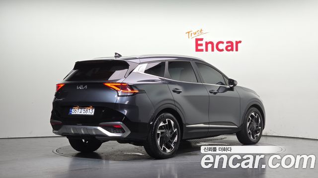 Kia Sportage (V) Diesel 2.0 2WD Prestige 2023 — фото 2