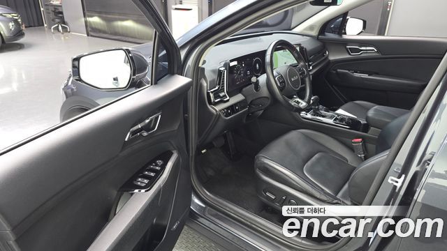 Kia Sportage (V) Diesel 2.0 2WD Prestige 2023 — фото 10