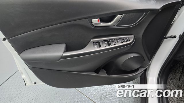 Hyundai Kona 1.6 Turbo 2WD Modern Choice 2020 — фото 24