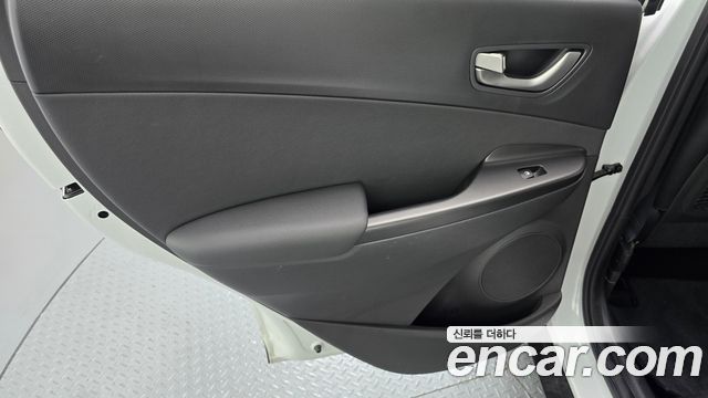 Hyundai Kona 1.6 Turbo 2WD Modern Choice 2020 — фото 25