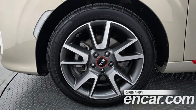 Kia Soul Booster 1.6 T-GDI Noblesse Special 2019 — фото 5