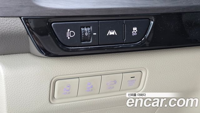 Kia Carnival (IV) Gasoline 9-Seater Signature 2023 — фото 19