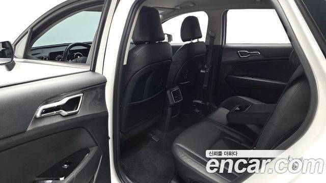 Kia Sportage (V) Diesel 2.0 2WD Prestige 2022 — фото 12
