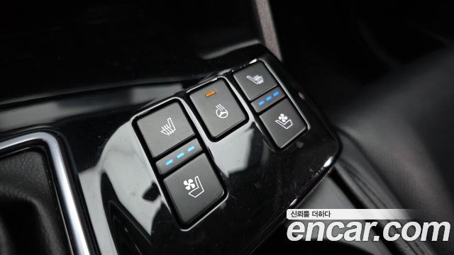 Kia Sportage (V) Diesel 2.0 2WD Prestige 2022 — фото 18