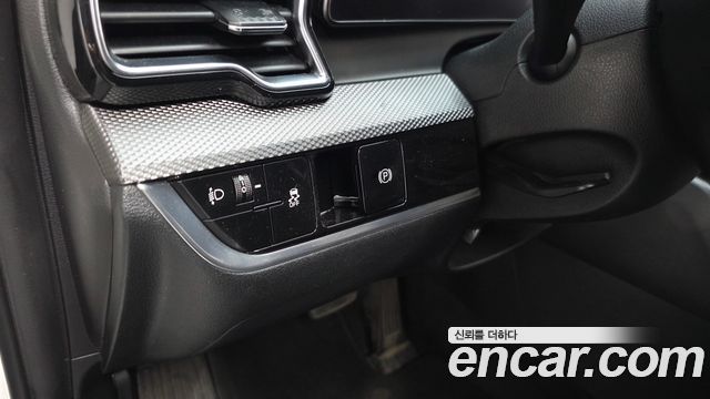 Kia Sportage (V) Diesel 2.0 2WD Prestige 2022 — фото 27
