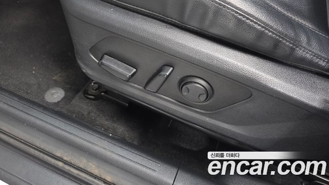 Kia Sportage (V) Diesel 2.0 2WD Prestige 2022 — фото 30