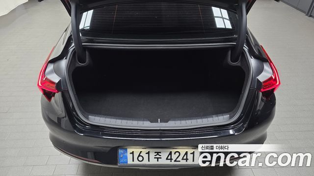 Kia K8 2.5 Gasoline 2WD Noblesse 2022 — фото 24