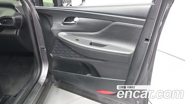Hyundai Santa Fe Diesel 2.2 2WD Premium 2021 — фото 24