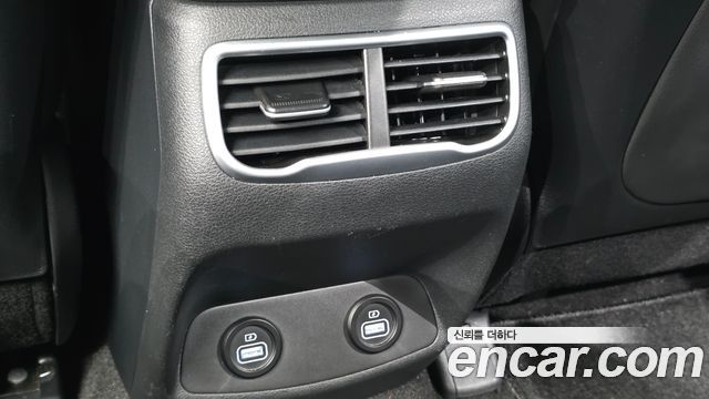 Hyundai Santa Fe Diesel 2.2 2WD Premium 2021 — фото 31