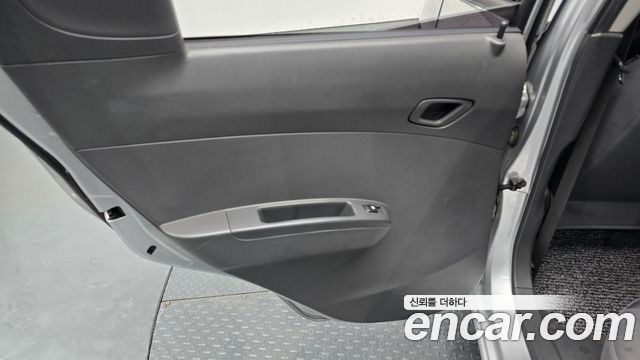 Chevrolet Spark LS Standard 2012 — фото 25
