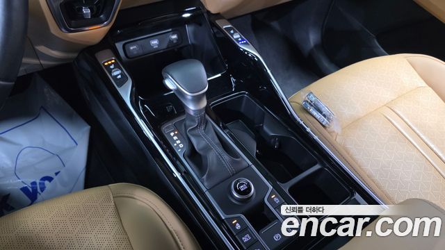 Kia Sorento (IV) Gasoline 2.5T 2WD Prestige 2023 — фото 9