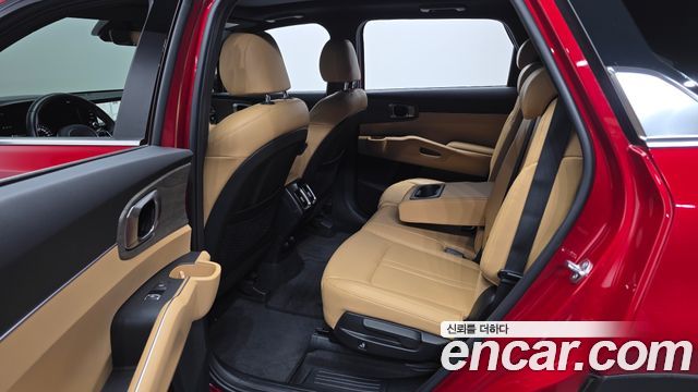 Kia Sorento (IV) Gasoline 2.5T 2WD Prestige 2023 — фото 11