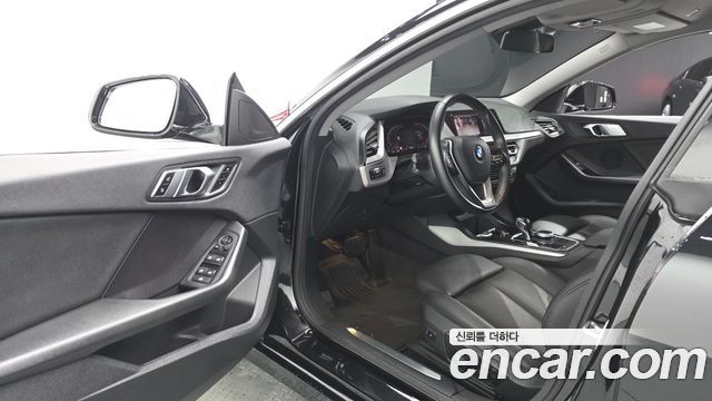 BMW 2 Series Gran Coupe (F44) 218d Advantage 2021 — фото 10