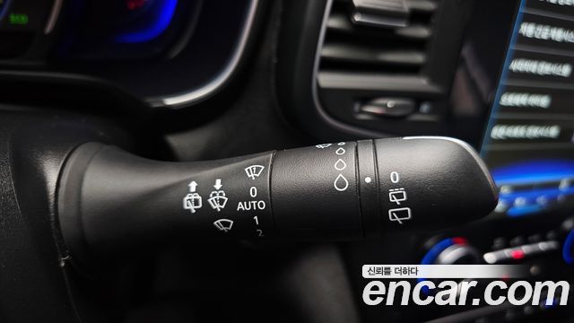 Renault Korea QM6 Diesel 2WD RE Signature 2017 — фото 19