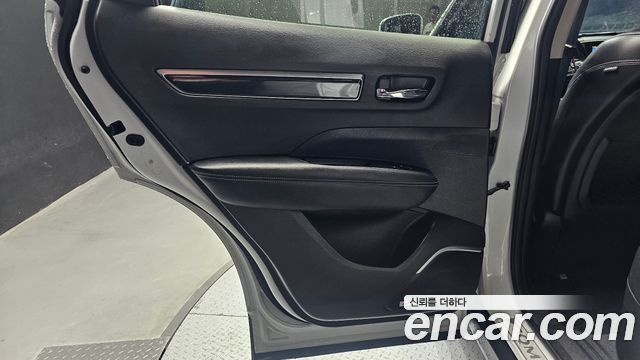 Renault Korea QM6 Diesel 2WD RE Signature 2017 — фото 25