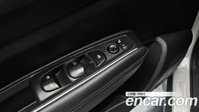 Renault Korea QM6 Diesel 2WD RE Signature 2017 — фото 28