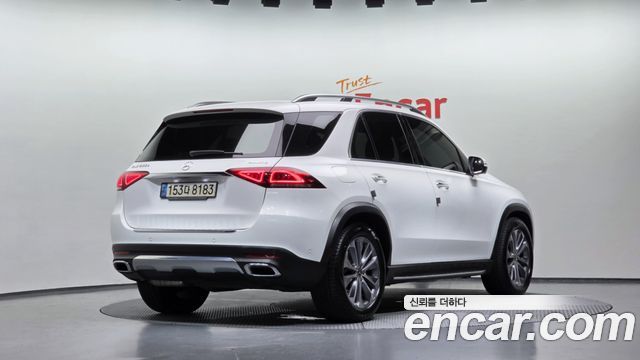 Mercedes-Benz GLE-Class (W167) GLE300d 4MATIC 2023 — фото 2