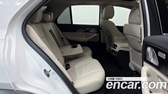 Mercedes-Benz GLE-Class (W167) GLE300d 4MATIC 2023 — фото 12
