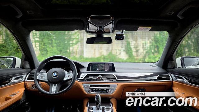 BMW 7 Series (G11) 740d xDrive M Sport 2021 — фото 10